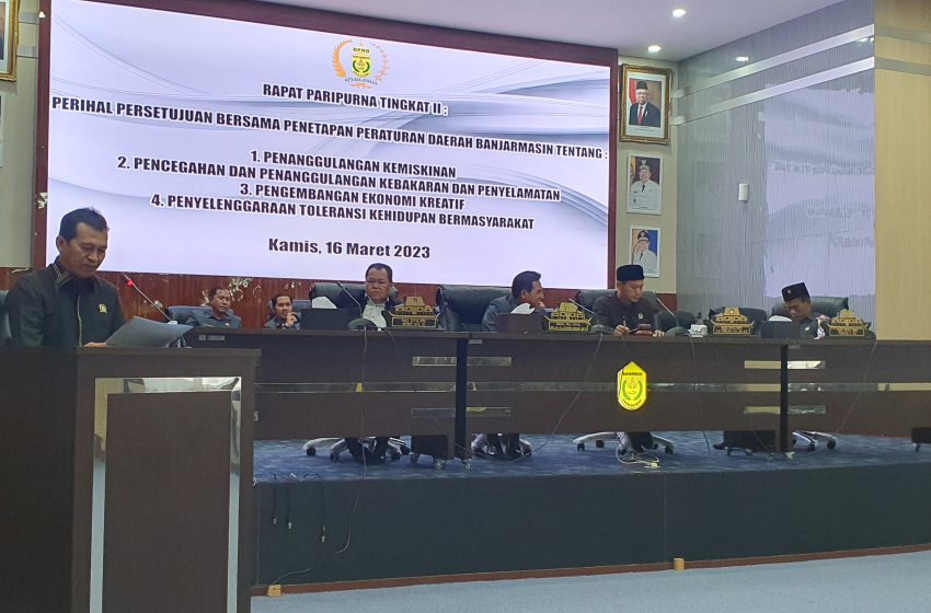  DPRD Banjarmasin Sahkan 4 Raperda Jadi Perda