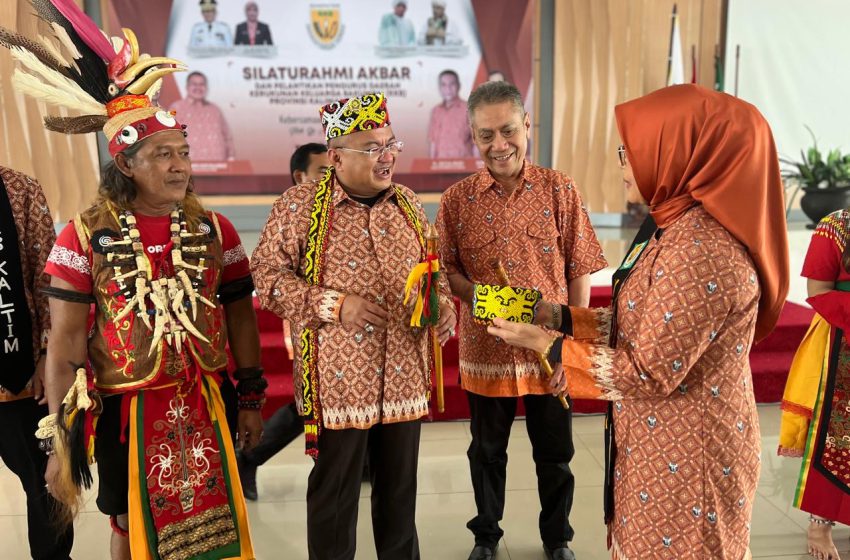  H Yuni Lantik Jajaran Pengurus Daerah KKB Kaltim