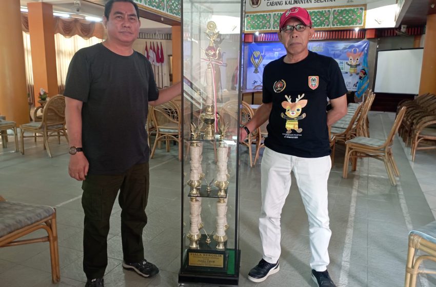  Piala Bergilir Presiden Republik Indonesia Porwanas XIV 2024 Tiba di PWI Kalsel